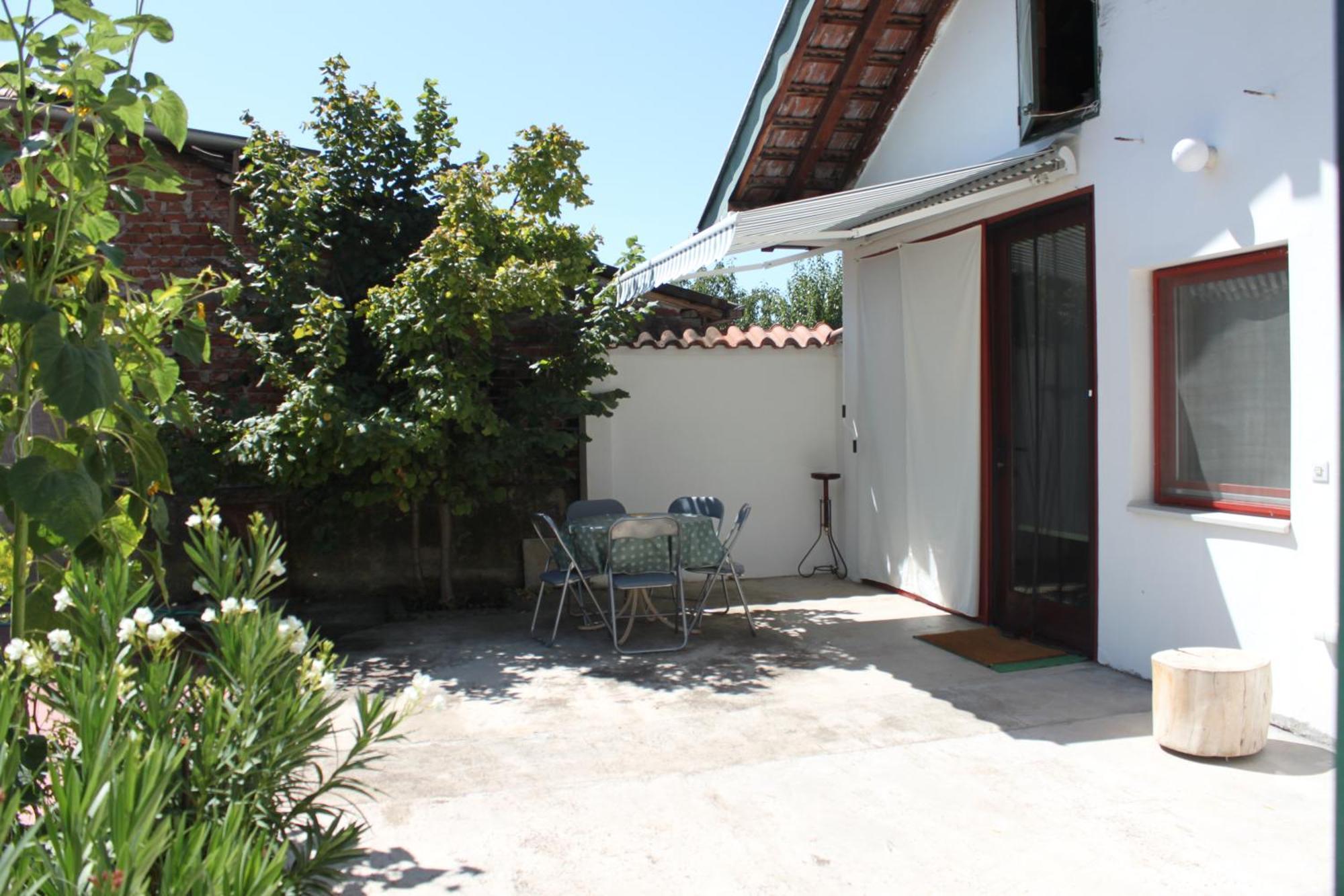 Boulevard Garden House - Free And Save Parking In The Locked Yard Ćuprija Zimmer foto